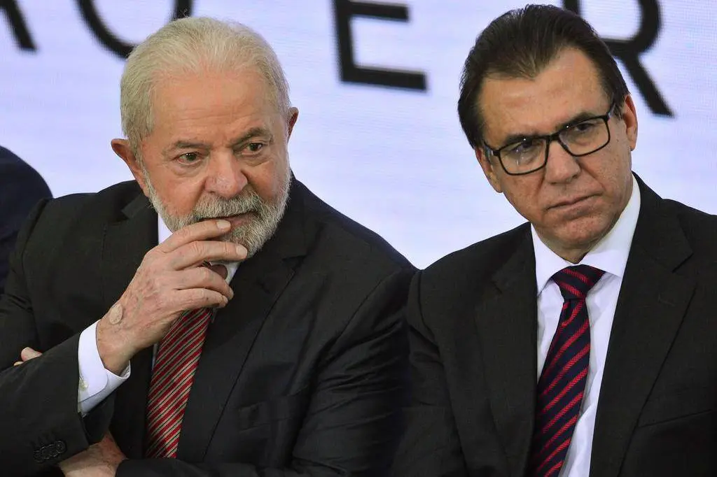 Frente Parlamentar alerta sobre os riscos do fim do saque-aniversário do FGTS para milhões de famílias