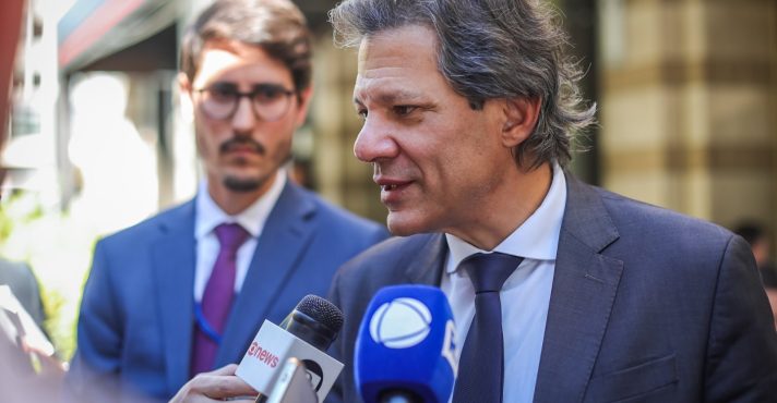 Haddad reconhece a possibilidade de novas medidas fiscais para equilibrar contas públicas