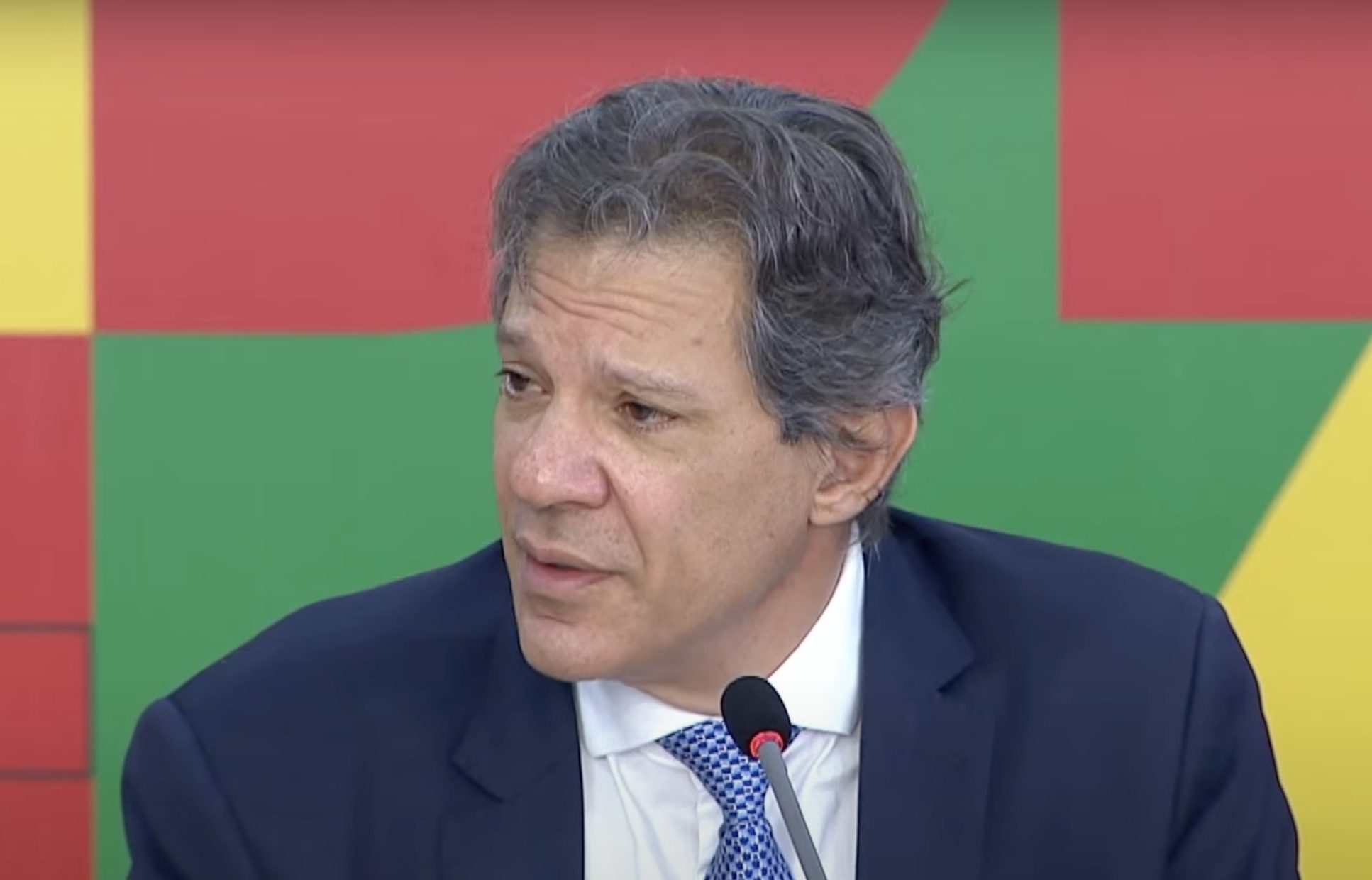 Fernando Haddad Detalha Medidas de Pacote Fiscal que Impactaram Salário Mínimo e Imposto de Renda