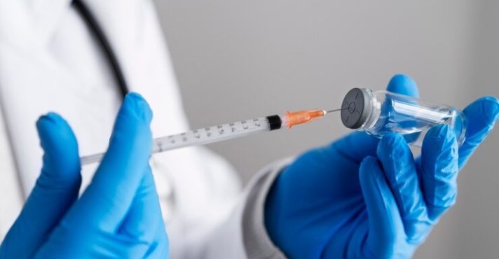 Vacina Vivaxin contra malária brasileira deve começar testes em humanos em 2025