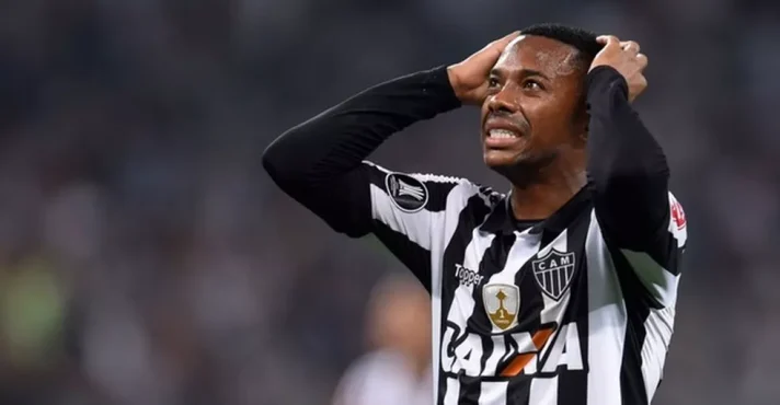 Cármen Lúcia vota, e STF fica próximo de manter prisão de Robinho