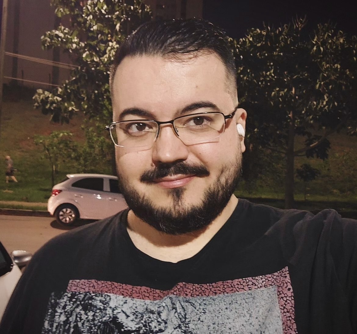 Bloqueio do site ‘Morte à Democracia’ gera polêmica sobre liberdade de expressão no Brasil