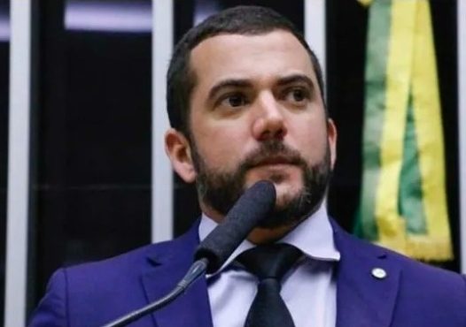 Carlos Jordy defende sua inocência e denuncia perseguição política da PF contra opositores a Lula
