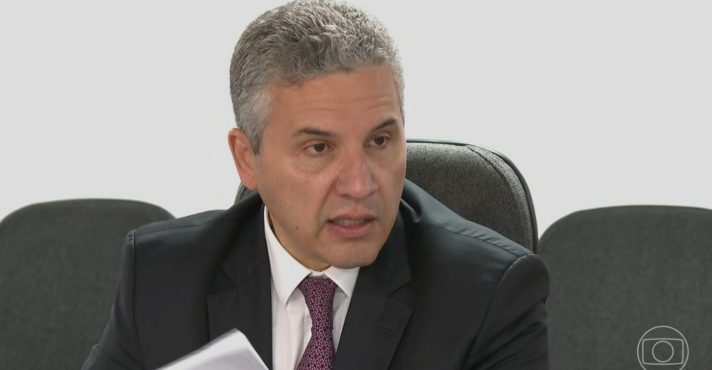 Delegado Fábio Lopes se indigna com afastamento e nega acusações de delator do PCC