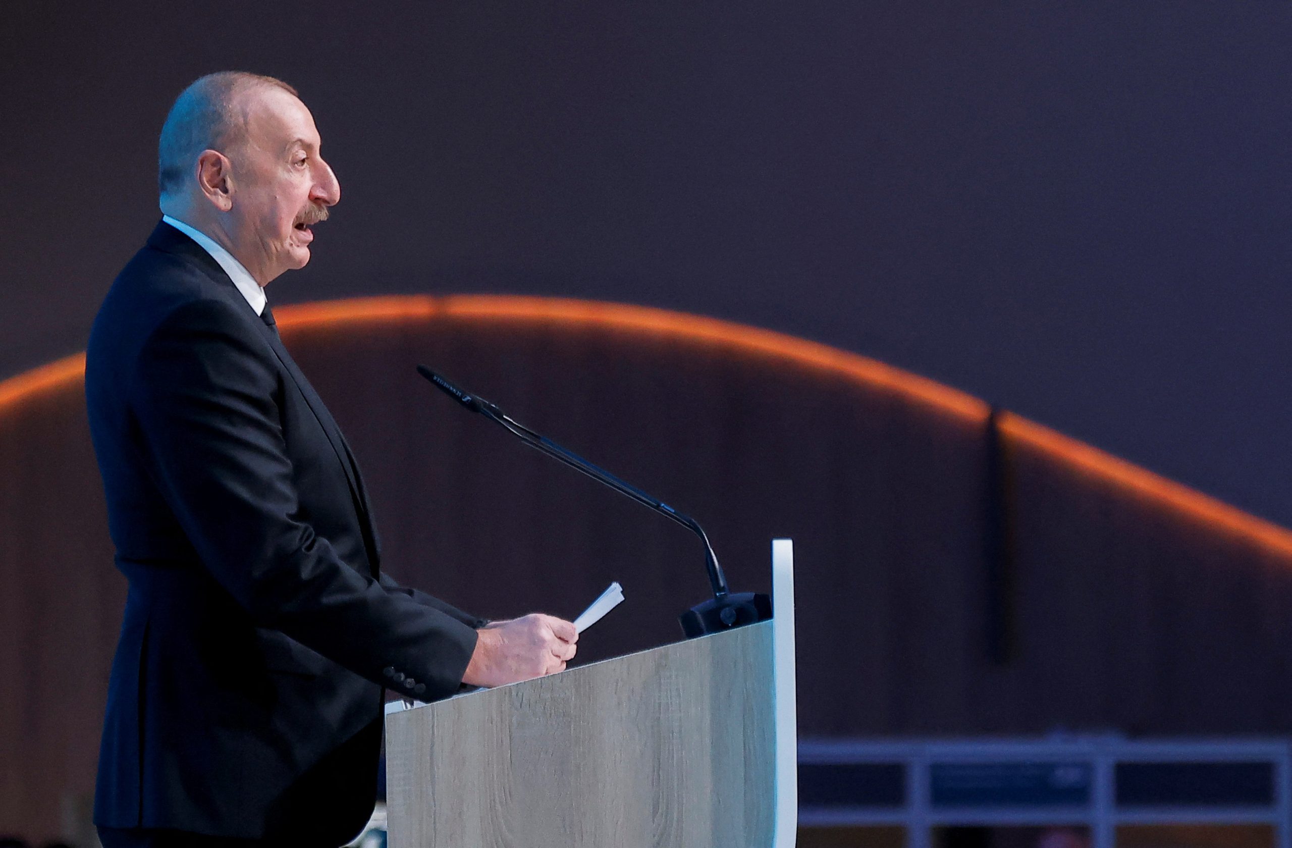 COP29 no Azerbaijão: entre avanços climáticos e atrás de uma política de limpeza étnica