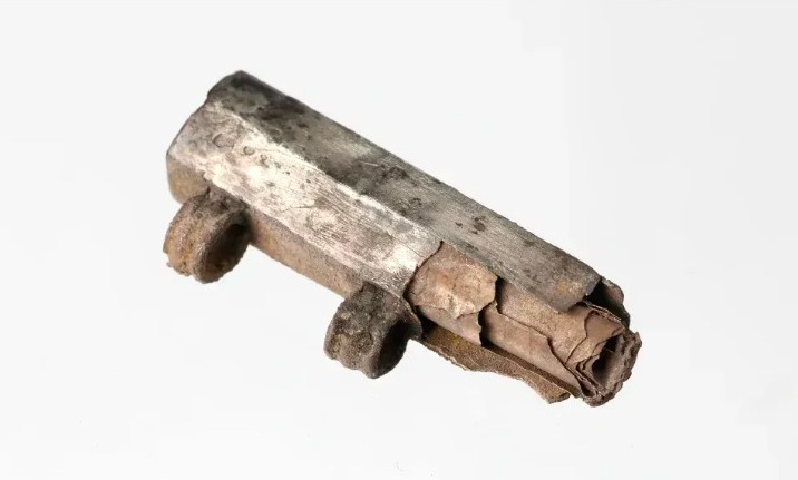 Descoberta de amuleto na Alemanha altera entendimento sobre o cristianismo primitivo