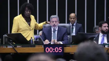 Senado aprova isenção de imposto para importação de remédios até US$ 10 mil