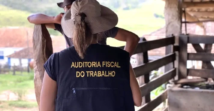 Estudo revela disparidade salarial de até 800% no setor público brasileiro e propõe reformas