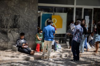 Justiça em Portugal atrasa processos de cidadania, agravando situação de imigrantes