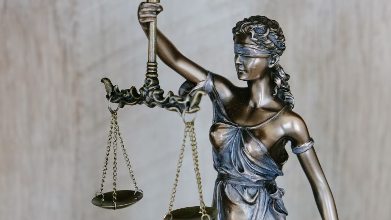 Transparência Internacional alerta sobre ações do STF que ameaçam a democracia no Brasil