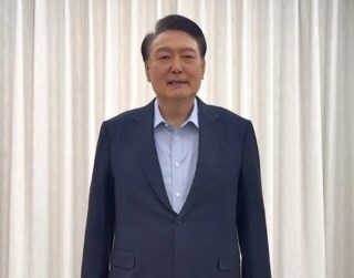 Detenção de Yoon Suk-yeol marca crise política na Coreia do Sul