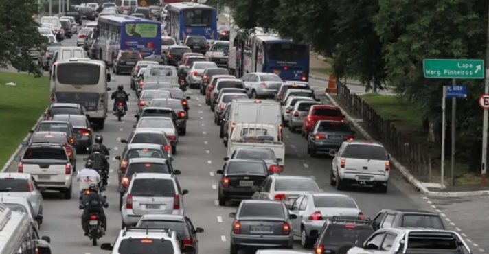 Rodízio de veículos em São Paulo retorna com novas regras a partir de 13 de janeiro