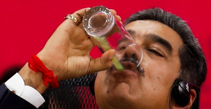 Venezuelanos enfrentam novo capítulo de tirania com posse de Maduro e promessa de González