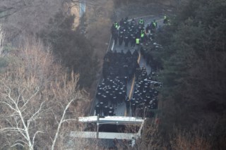 Detenção de Yoon Suk-yeol marca crise política na Coreia do Sul