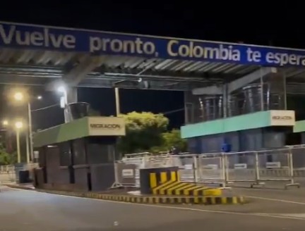 Maduro fecha fronteira com Colômbia em meio a tensão política e posse presidencial