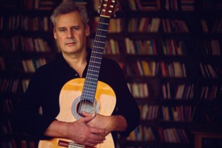 Pedro Jóia apresenta Mosaico e homenageia Carlos Paredes em concerto emocionante