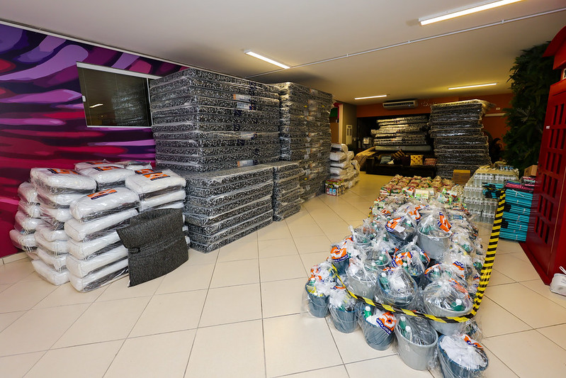 Chuvas Severas em Santa Catarina Deixam Mais de 1.300 Pessoas Fora de Casa e Causam Estado de Emergência em Vários Municípios