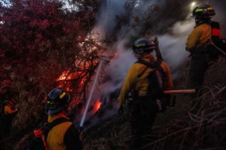 Incêndios em Los Angeles: 25 mortos e devastação maior que Lisboa