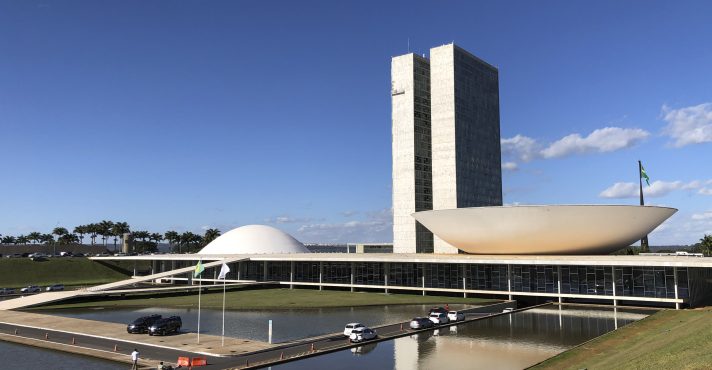 Eleições para a presidência da Câmara e do Senado: Favoritos e Candidatos Azarões em Jogo