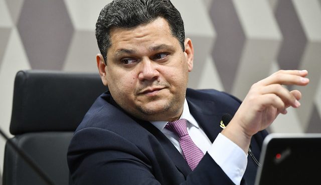 Alcolumbre inicia novo mandato destacando a importância das comissões mistas no Senado