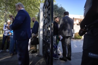 Cidadãos da CPLP: Barreiras na Imigração em Portugal Apesar de Novas Regras