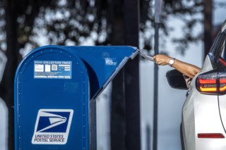 Correios dos EUA Revogam Proibição de Encomendas da China e Evitam Crise no Comércio Eletrônico