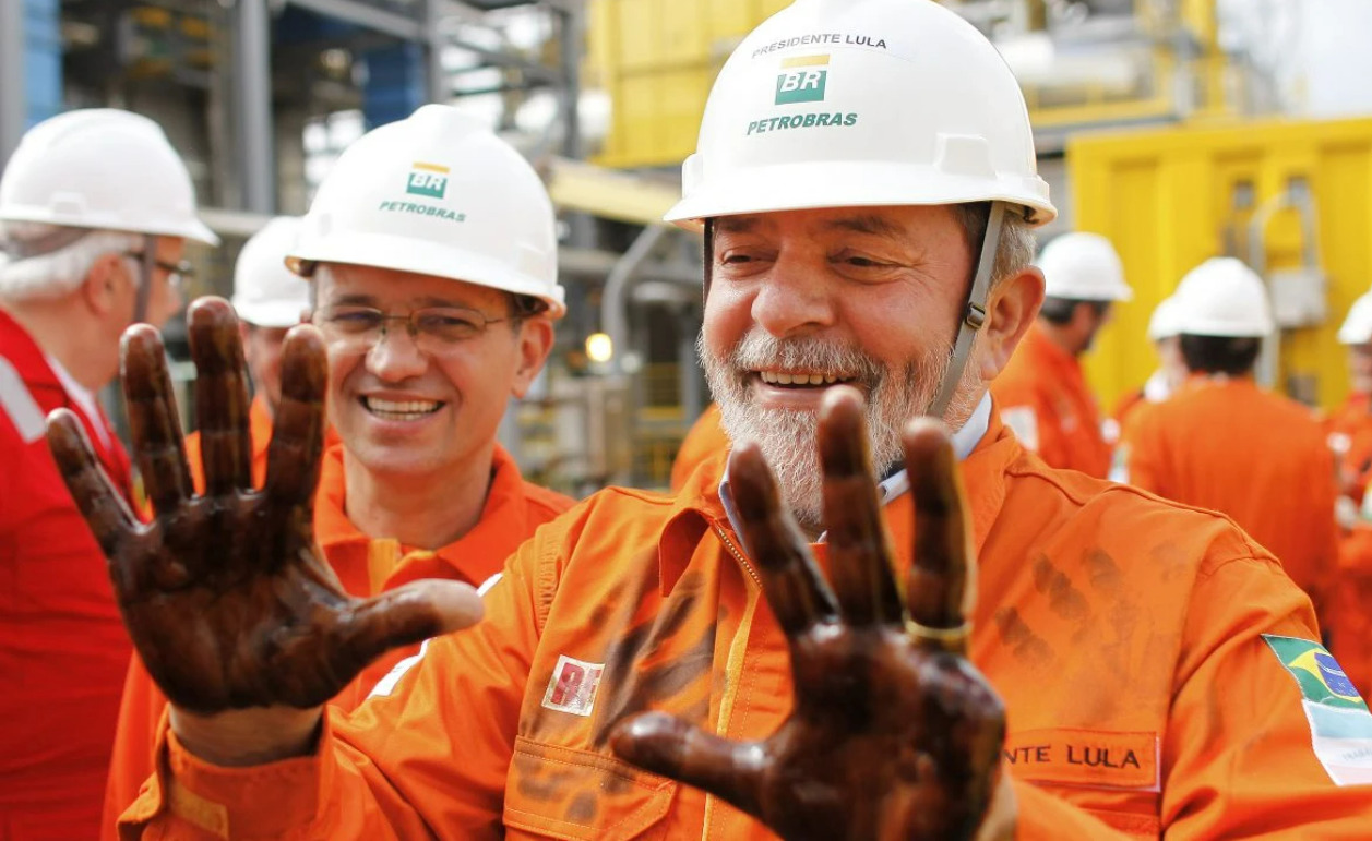 Petrobras revela queda de 70,6% no lucro em 2024, surpreendendo mercado financeiro