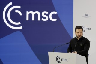 Zelensky clama pela formação de um exército europeu para a defesa contra a Rússia