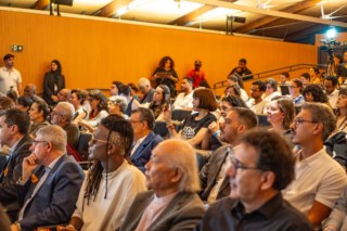 Inteligência Artificial e a Nova Era Cultural: Desafios e Oportunidades no Brasil e em Portugal