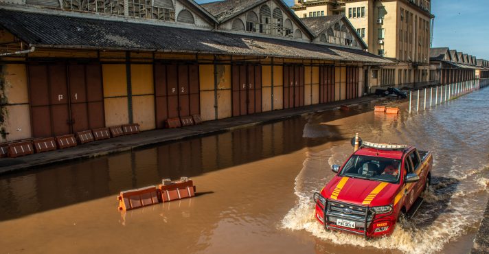 Nova frente fria traz chuvas intensas e tempestades para o Sul do Brasil neste fim de semana