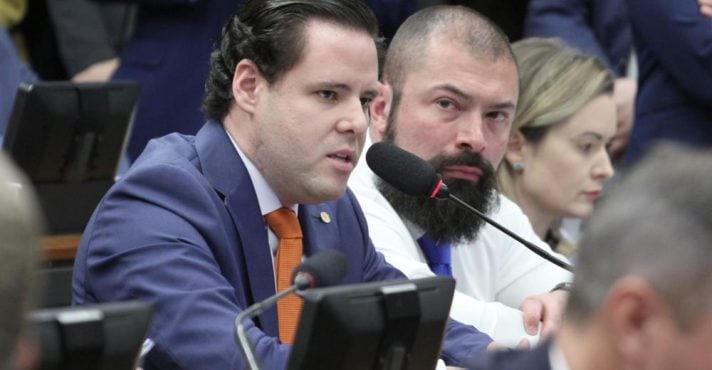 Aliados de Bolsonaro afirmam que julgamento não prejudica sua popularidade e defendem unidade