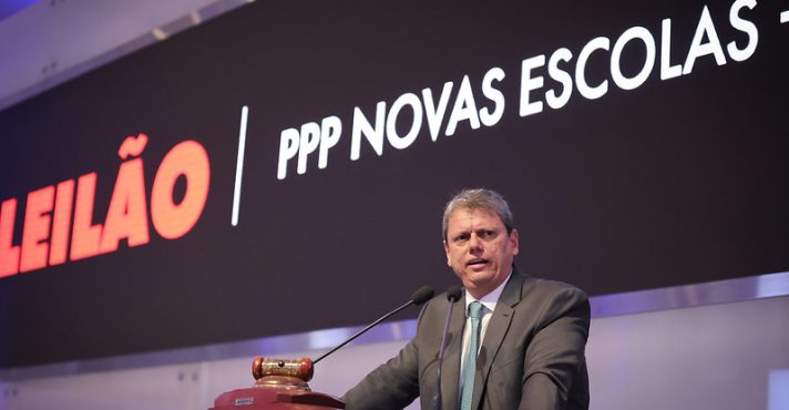 Barroso libera privatização da gestão de escolas em São Paulo, restabelecendo decreto de Tarcísio