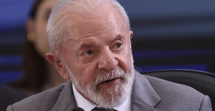 Desaprovação de Lula atinge 60,7% no Rio Grande do Sul; pesquisa revela queda drástica na popularidade