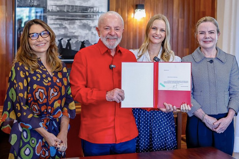 Lula indica Verônica Sterman para ministra do Superior Tribunal Militar, seguindo recomendação de Janja