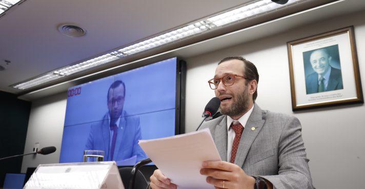 Filipe Barros é o novo presidente da Comissão de Relações Exteriores da Câmara dos Deputados