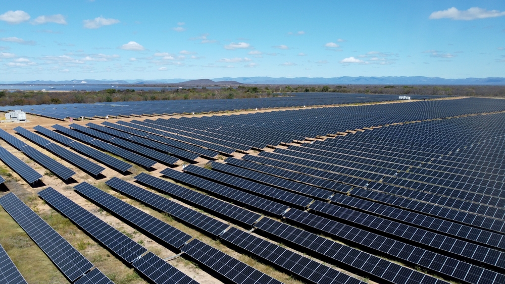 Governo Anuncia Grupo de Trabalho para Resolver Cortes de Energia em Usinas Renováveis