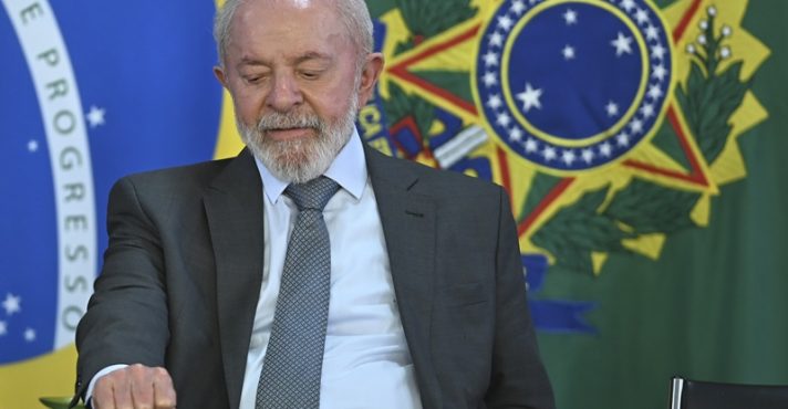 Análise da alta do PIB revela riscos de política insustentável de gastos públicos sob Lula