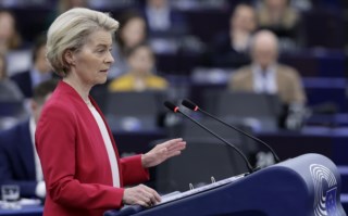 Bruxelas retalia tarifas americanas em aço e alumínio com medidas de 26 bilhões de euros