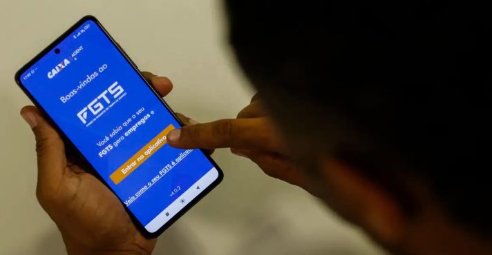 FGTS: brasileiros podem consultar valores liberados para resgate após demissões