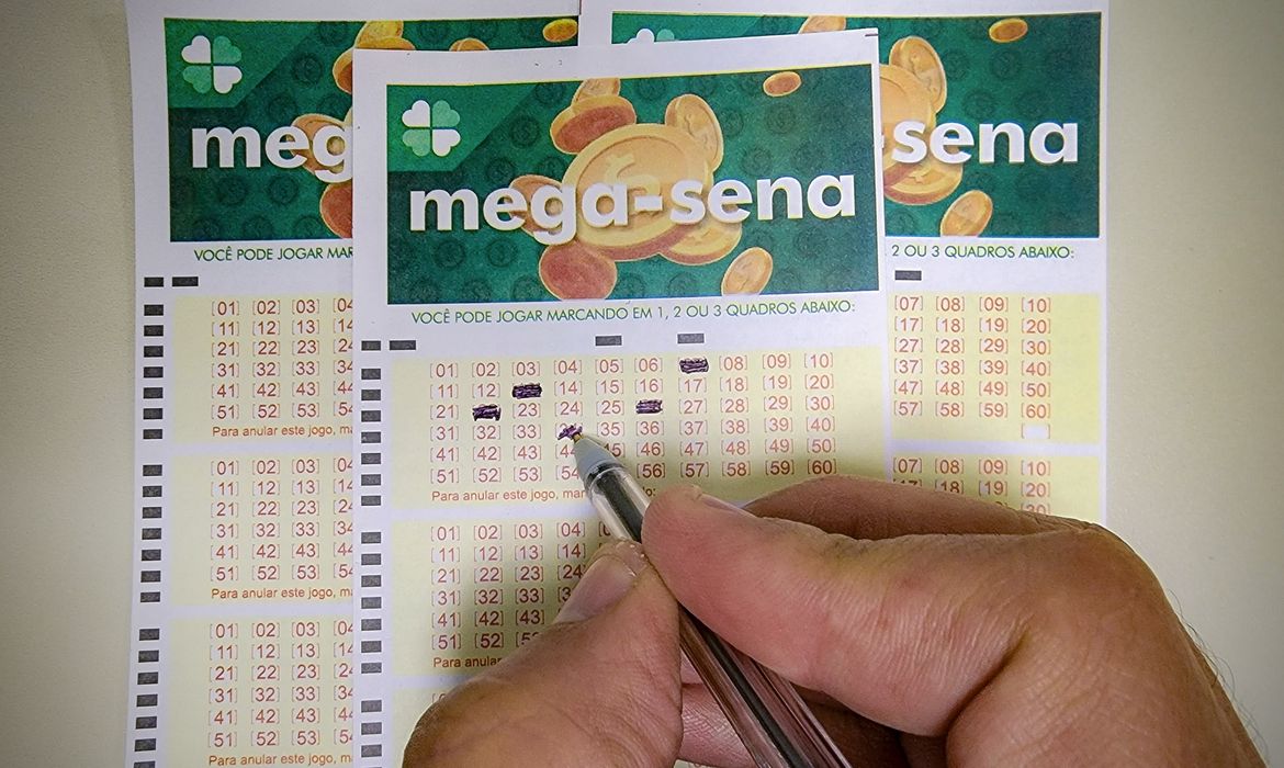 Mega-Sena acumula e prêmio atinge R$ 6,2 milhões após sorteio sem ganhadores
