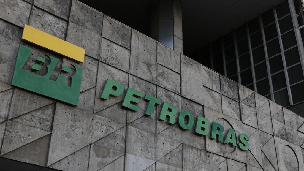 Petrobras aumenta dividendos para R$ 100,3 bilhões em 2024, mostrando confiança no futuro