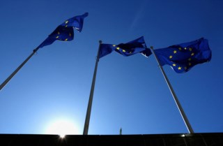 União Europeia se prepara para medidas contra tarifas dos EUA