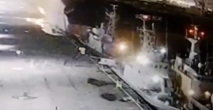 Colisão do navio Olavo Bilac com embarcações da Marinha: detalhes e consequências