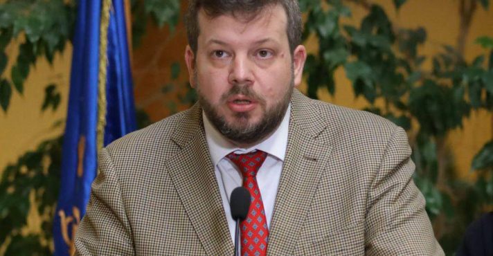 Johannes Kaiser: O Outsider Chileno na Corrida Presidencial em Tempos de Crise