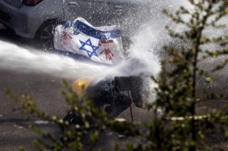 Supremo Justiça de Israel Suspende Demissão do Chefe do Shin Bet em Meio a Protestos