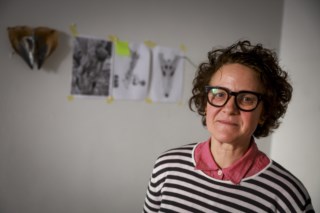 A Arte Encantatória de Susanne Themlitz: Uma Viagem pelo Mapa da Criação