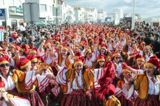 Carnaval da Nazaré: Uma Festa de Marchas e Tradições Locais