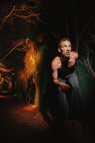 Peças e Comidas: Celebrando o Dia Mundial do Teatro com Sabor e Reflexão