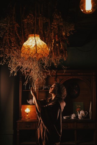 Peças e Comidas: Celebrando o Dia Mundial do Teatro com Sabor e Reflexão