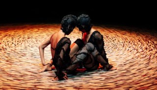 Programação Teatral da Semana: Rent, Sagração e Antígona